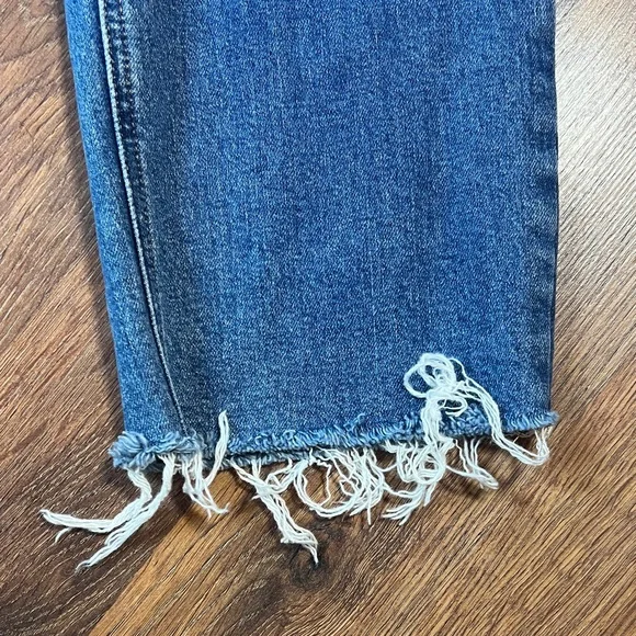 Express Distressed Ankle Jeans - Picture 5 of 9